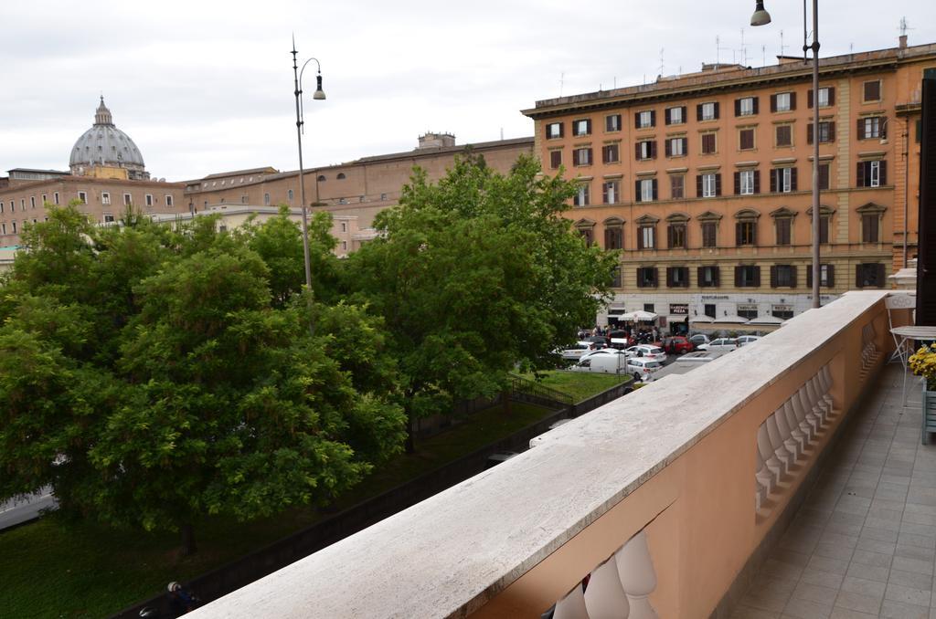 Appartement Un Caffè Sul Balcone 1 à Rome Chambre photo